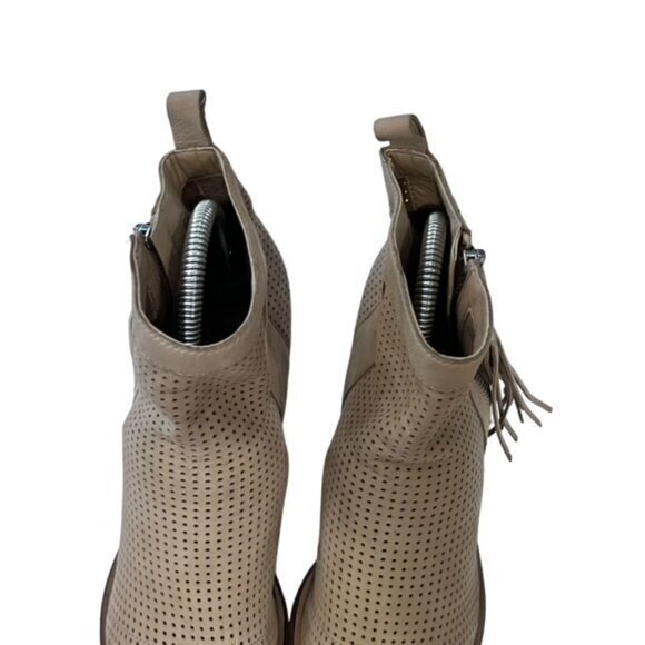 GUESS Womens Pointed Toe Suede Ankle Cowboy Boots Leather Booties Tassel 7.5 M - Picture 3 of 9